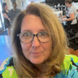 Meet your Posher, Val